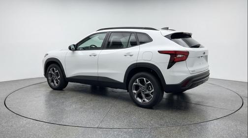 Summit White 2025 Chevrolet Trax LT