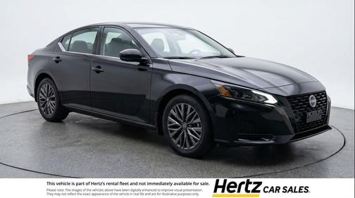 Super Black 2025 Nissan Altima SV FWD