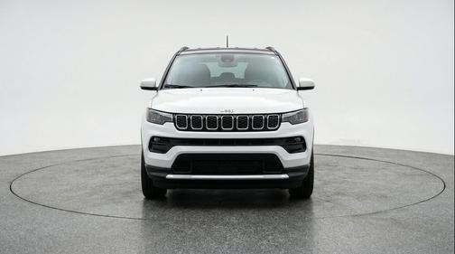 Bright White Clearcoat 2025 Jeep Compass Limited