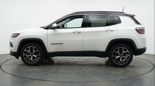Bright White Clearcoat 2025 Jeep Compass Limited
