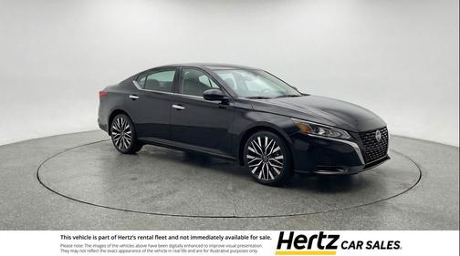 Super Black 2025 Nissan Altima SV FWD