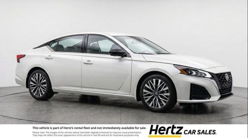 Glacier White 2025 Nissan Altima SV FWD