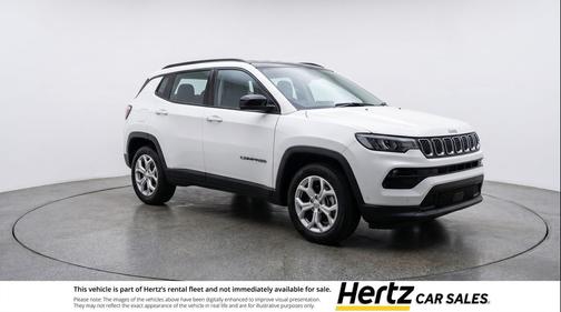 Bright White Clearcoat 2025 Jeep Compass Latitude