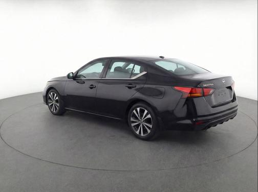 Super Black 2023 Nissan Sentra SV