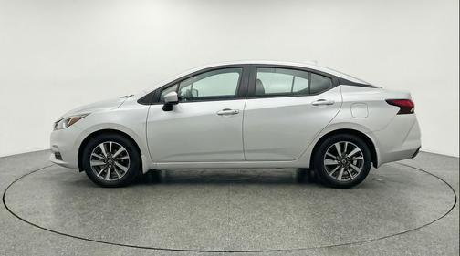 Brilliant Silver Metallic 2025 Nissan Versa 1.6 SV