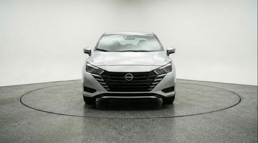 Brilliant Silver Metallic 2025 Nissan Versa 1.6 SV