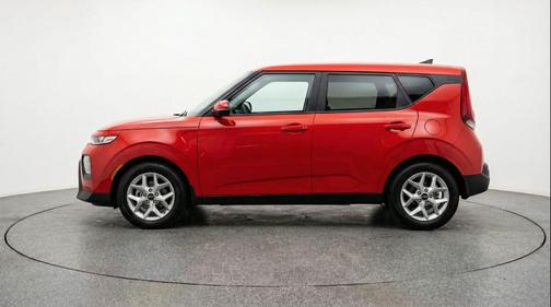 Inferno Red 2025 Kia Soul LX