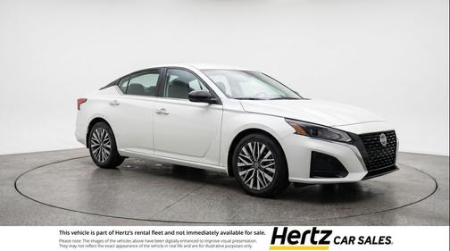 Glacier White 2025 Nissan Altima SV FWD