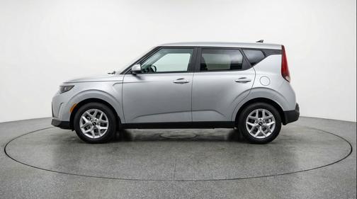 Steel Gray 2025 Kia Soul LX