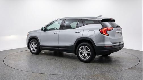 Sterling Gray Metallic 2024 GMC Terrain SLE