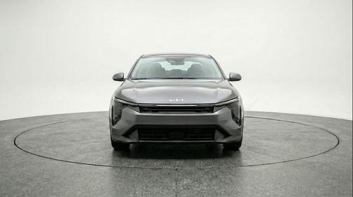 Interstellar Gray 2025 Kia K4 LXS