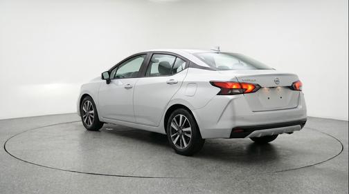 Brilliant Silver Metallic 2025 Nissan Versa 1.6 SV