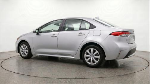 Classic Silver Metallic 2025 Toyota Corolla LE