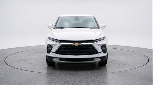 Summit White 2025 Chevrolet Blazer 2LT