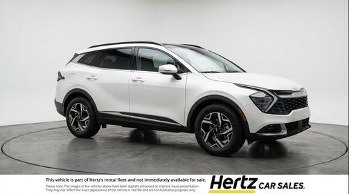 Snow White Pearl 2025 Kia Sportage LX