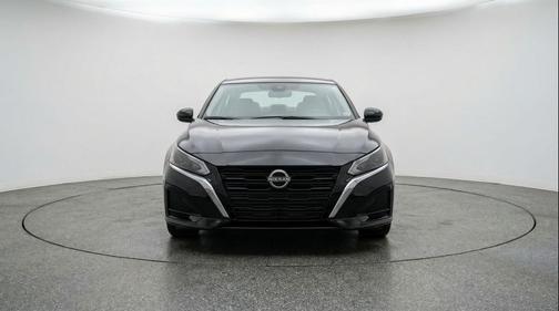 Super Black 2025 Nissan Altima SV FWD