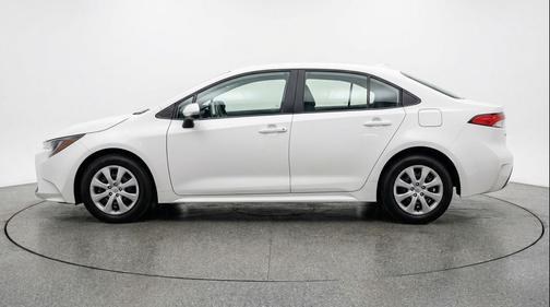 Ice Cap 2025 Toyota Corolla LE