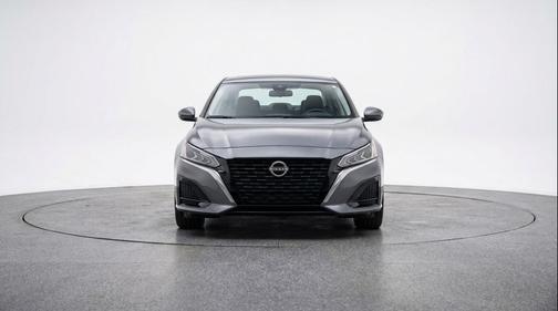 Gun Metallic 2025 Nissan Altima SV FWD