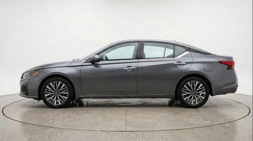 Gun Metallic 2025 Nissan Altima SV FWD