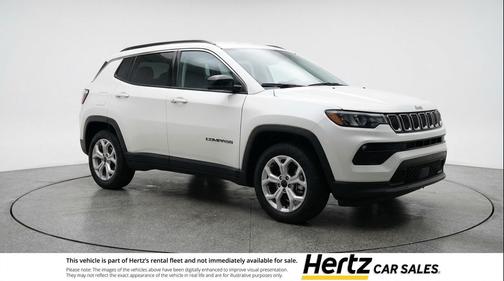 Bright White Clearcoat 2025 Jeep Compass Latitude