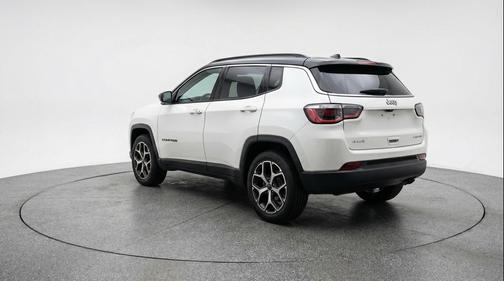 Bright White Clearcoat 2025 Jeep Compass Limited