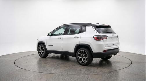 Bright White Clearcoat 2025 Jeep Compass Limited