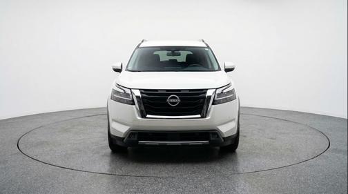 Glacier White 2025 Nissan Pathfinder SV 4WD