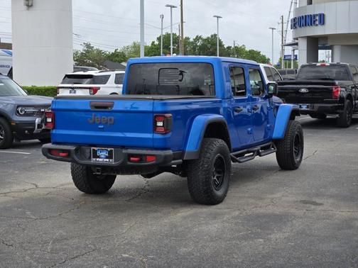 Hydro Blue Pearlcoat 2022 Jeep Gladiator RUBICON
