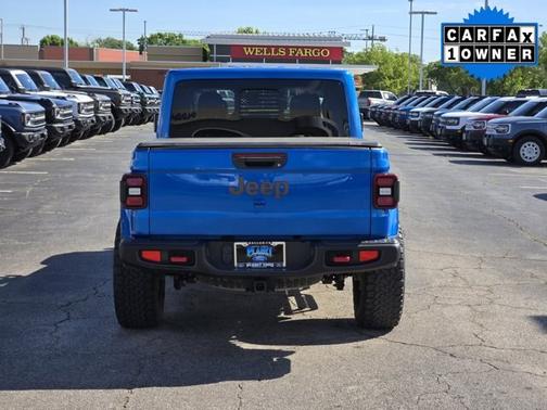 Hydro Blue Pearlcoat 2022 Jeep Gladiator RUBICON