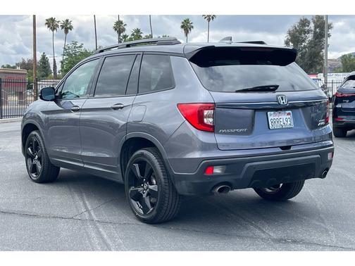 Modern Steel Metallic 2020 Honda Passport