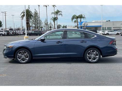 2025 Honda Accord Hybrid 