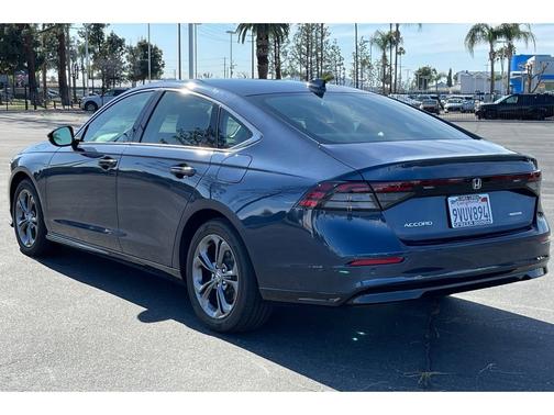 2025 Honda Accord Hybrid 