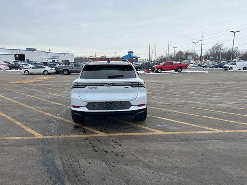 2026 Chevrolet Equinox EV RS