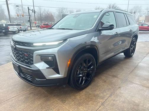 2025 Chevrolet Traverse RS