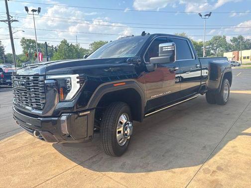 2024 GMC Sierra 3500 Denali Ultimate
