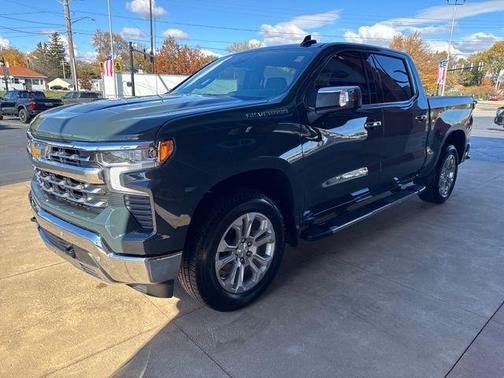 2025 Chevrolet Silverado 1500 LTZ