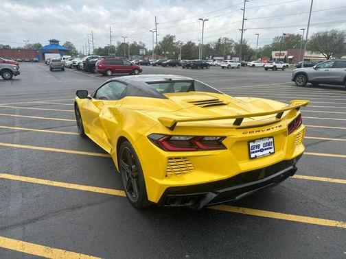 2025 Chevrolet Corvette Stingray w/2LT