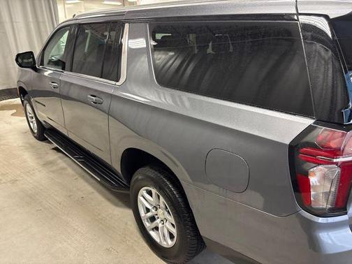 2021 Chevrolet Suburban LS