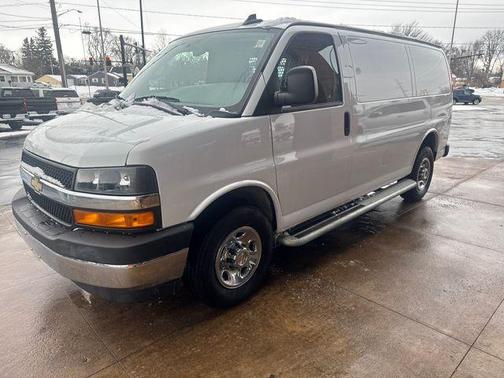2024 Chevrolet Express 2500 Work Van