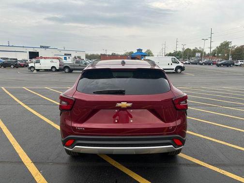 2025 Chevrolet Trax LT