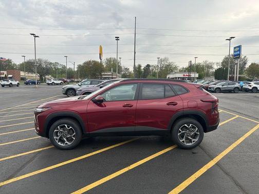 2025 Chevrolet Trax LT