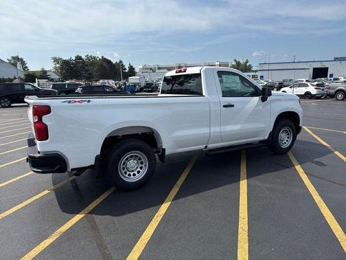 2025 Chevrolet Silverado 1500 WT