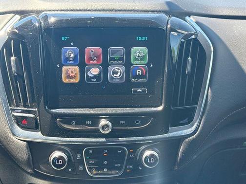 2018 Chevrolet Traverse LT Cloth
