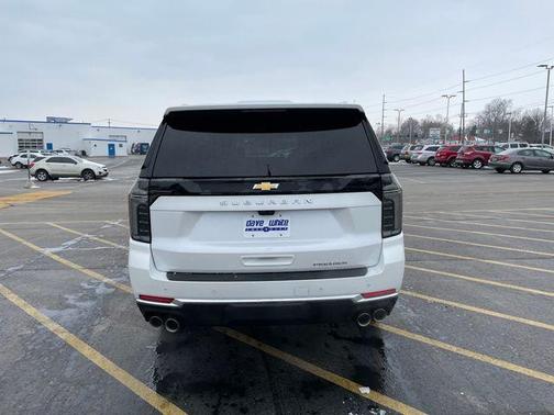 2025 Chevrolet Suburban Premier