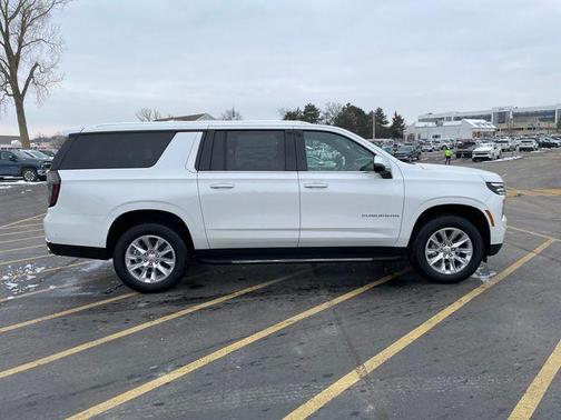 2025 Chevrolet Suburban Premier