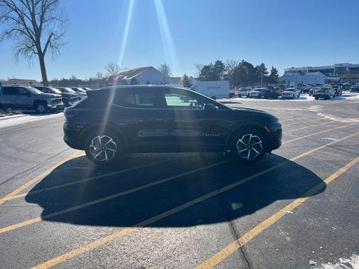 2026 Chevrolet Equinox EV LT 2