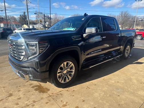 2023 GMC Sierra 1500 Denali