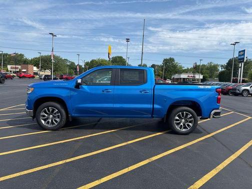 2025 Chevrolet Silverado 1500 LT
