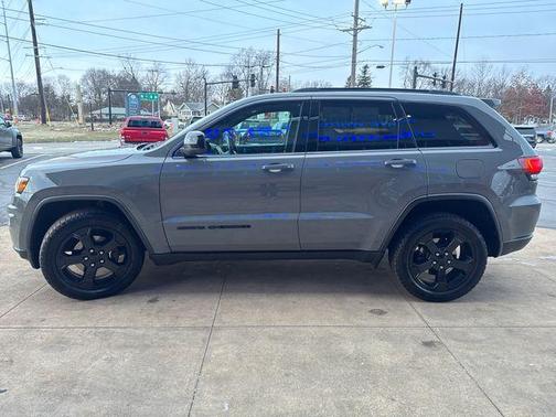 2019 Jeep Grand Cherokee Laredo