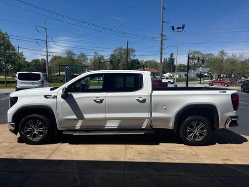 2023 GMC Sierra 1500 SLE